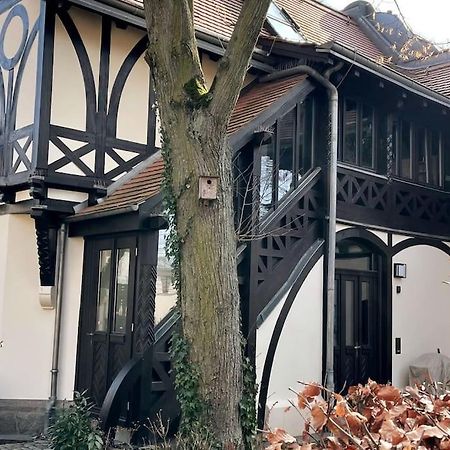 Verwunsches Haus Mit Parkplatz In Bester Lage Markkleeberg Dış mekan fotoğraf